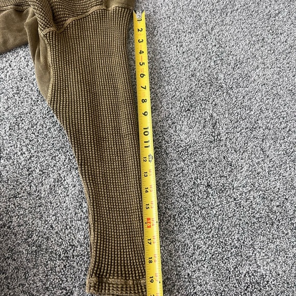 Free People FP One Waffle Knot Top Sweater Olive Green Brown Women’s Size S/P - Picture 7 of 9